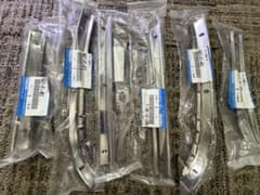 ユーノスロードスターNAマツダ 純正幌用リテーナー他 6本セットのサムネイル