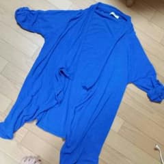 みーちゃん様専用☆新品☆アズール☆トップスのサムネイル