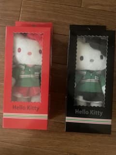 ハローキティ 7-ELEVEN コラボ ぬいぐるみ 2種セットのサムネイル