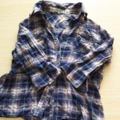 【値下げしました！！】チェックシャツのサムネイル
