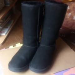 UGG ブーツのサムネイル