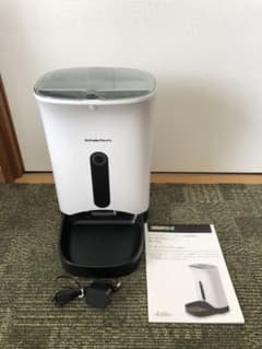 美品 カリカリマシーン 自動給餌器 ペットオートフィーダー　PF-102のサムネイル
