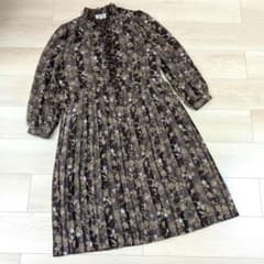 70s 昭和レトロ ヴィンテージ 花柄 プリーツワンピースのサムネイル