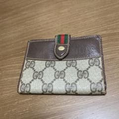 Gucci グッチGG オールドヴィンテージレザー、二つ折り財布のサムネイル
