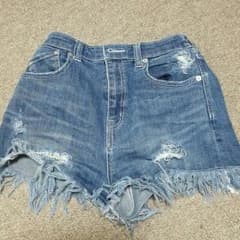 専用です☆Backs ダメージデニムショーパンのサムネイル