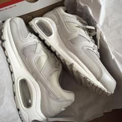 NIKE AIR MAX COMMAND スニーカーのサムネイル
