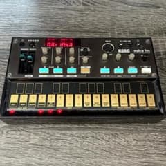 KORG volca fm 動作確認済 ケーブル付 傷あり KORG volca fm 動作確認済 ケーブル付 傷あり - メルカリ