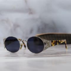 fendi archive y2k メタル コイン レトロ サングラス ケース付 - メルカリ