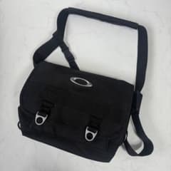 00s 90s oakley メッセンジャーバッグ 美品90s OAKLEY vintage shoulder bag y2k - メルカリ