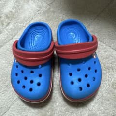 Crocs 青赤 サンダルのサムネイル