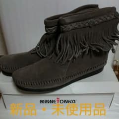 MINNETONKA ミネトンカ ショートブーツのサムネイル