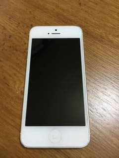 iPhone 5 White 64 GB auのサムネイル