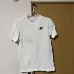 NIKE The Nike Tee 刺繍ロゴ Tシャツのサムネイル