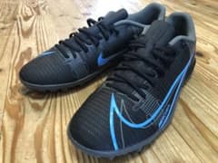 ナイキ サッカートレーニングシューズ 28cmのサムネイル