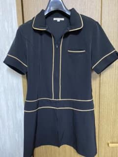 エステ　ユニフォーム　制服Mサイズのサムネイル
