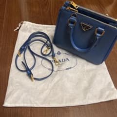 PRADA バッグのサムネイル