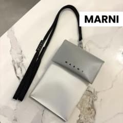 最終値下げ！MARNI ショルダーバッグ【正規品】のサムネイル