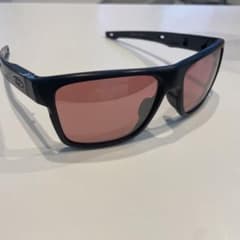 OAKLEY サングラス ブラック レッドレンズのサムネイル