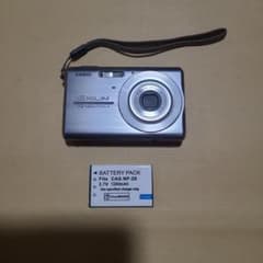 CASIO EXILIM 7.2メガピクセル コンパクトデジタルカメラのサムネイル