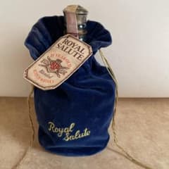 新品　未開封　洋酒　ROYAL SALUTE ロイヤルサルート 21 ウィスキーのサムネイル
