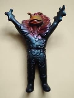 ポピー製 仮面ライダー ドクダリアン 珍色 ソフビ フィギュア 当時物 怪人 ポピー製仮面ライダー ショッカー怪人ドクダリアンソフビ 体長11cm