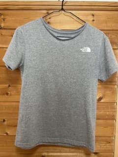 ノースフェイス Tシャツのサムネイル