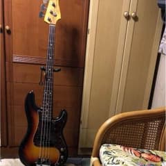 ベース ハマ・オカモト プレベ Fenderのサムネイル