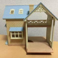 【レア・廃盤】シルバニアファミリー お家  青い屋根のお家のサムネイル