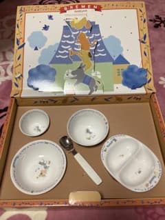 新品未使用　NARUMI ベビー食器　ブレーメンの音楽隊のサムネイル