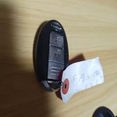 ニッサン純正スマートキー　ノートのサムネイル