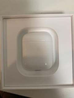 Apple AirPods 初代 (使用期間2ヶ月)のサムネイル