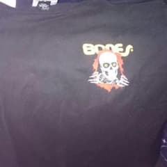 パウエルのTシャツのサムネイル