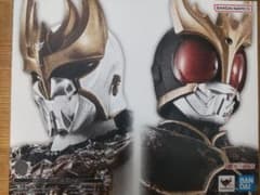 SHFiguarts 仮面ライダー ゴールド ブラックのサムネイル
