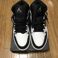 NIKE AIR JORDAN1のサムネイル