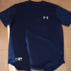 happychan様専用　アンダーアーマー Tシャツのサムネイル