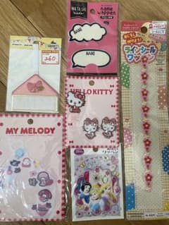 アイロンワッペン　まとめ売り　サンリオ　ディズニーのサムネイル