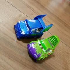 カーズ暴走車２台セット(*´ー｀*)のサムネイル