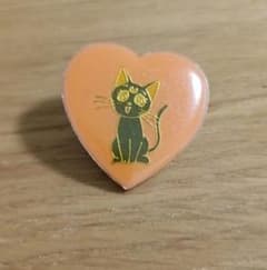 セーラームーン　ルナ　ピンバッジ