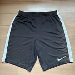 NIKE ハーフパンツ ブラック ホワイトのサムネイル
