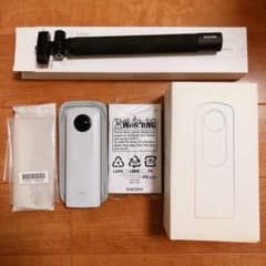 360℃カメラ RICOH THETA SCのサムネイル
