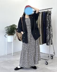 ニコアンド niko and… フラワープリントロングドレスのサムネイル