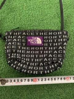 完売品！ノースフェイス メッシュ ショルダーバッグ ポーチ ブラックのサムネイル