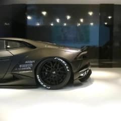 LB★PERFORMANCE LAMBORGHINI HURACANのサムネイル
