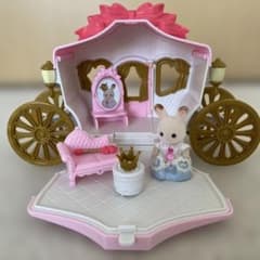 シルバニアファミリー プリンセスとおしゃれ馬車セットのサムネイル