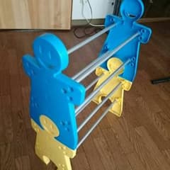 子供のシューズラックのサムネイル