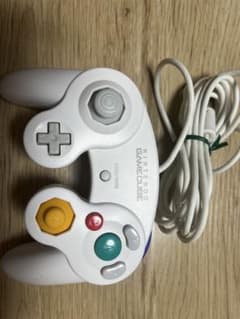【白色】ニンテンドーゲームキューブコントローラのサムネイル