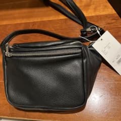 remer loose synthetic leather body bagのサムネイル