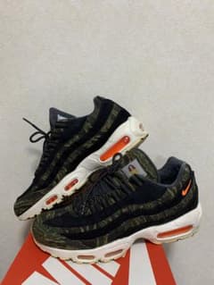 Nike Air Max 95 カモ　カーハートのサムネイル