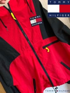 年末年始！！お得なレア物 TOMMY HILFIGERナイロンジャケットのサムネイル
