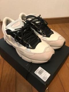 Adidas Raf Simons Ozweego Ⅲのサムネイル
